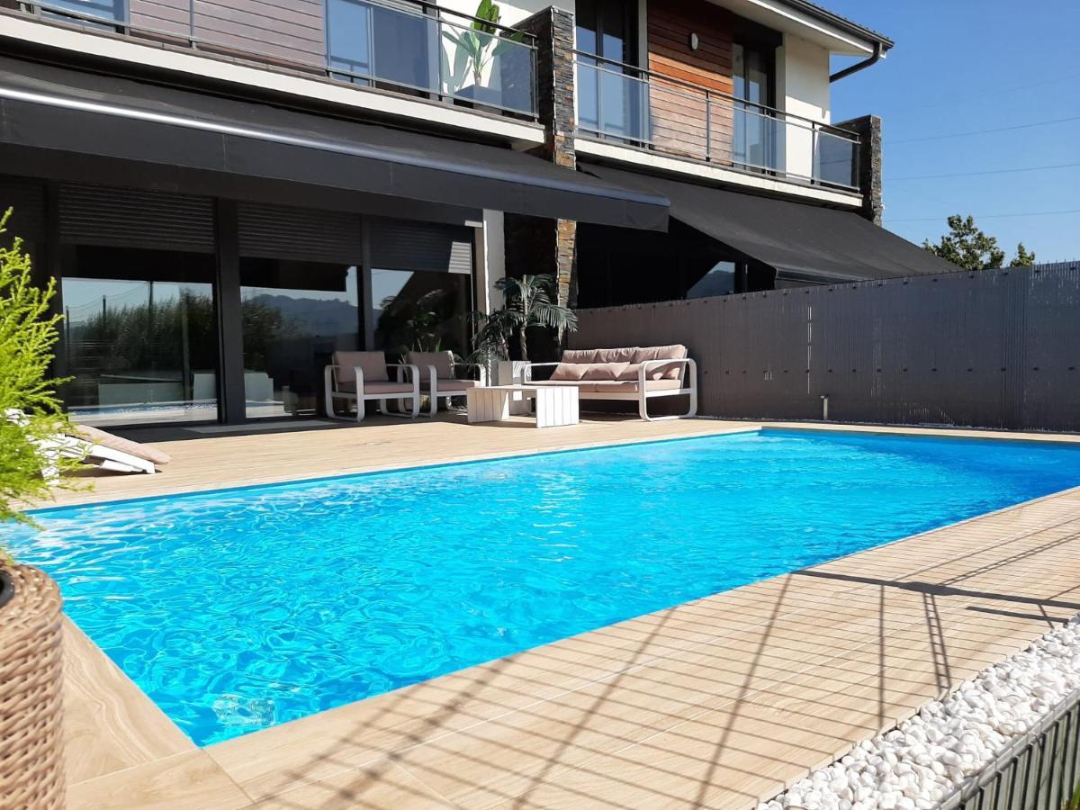 Ikasmendi Villa Renteria Ngoại thất bức ảnh